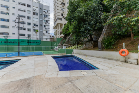 Image 62 - 874828