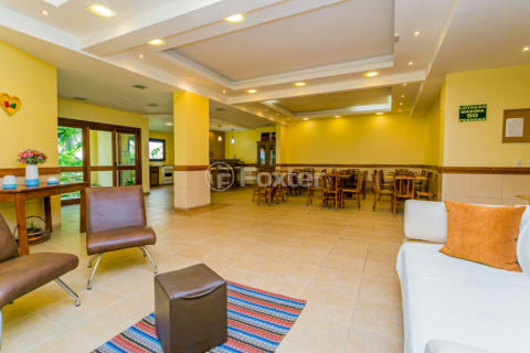Image 33 - 444319