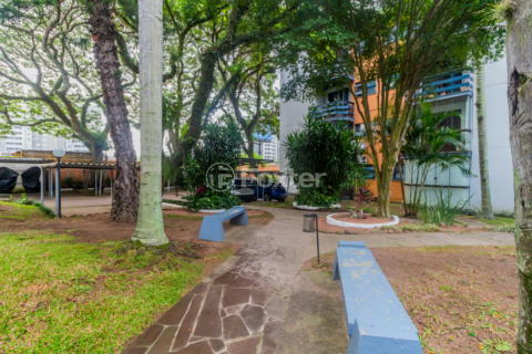 Image 48 - 892665