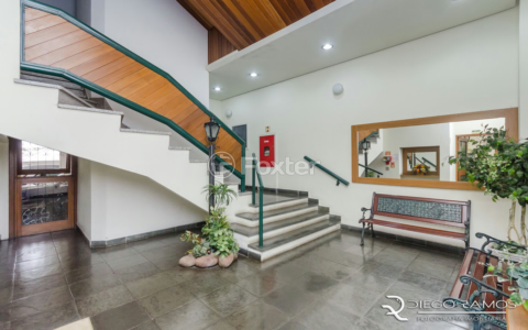 Image 32 - 834273