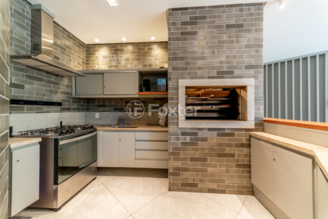Image 35 - 1006474