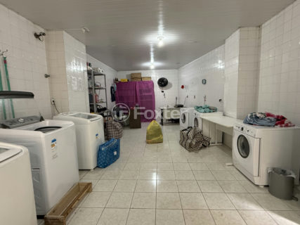Image 35 - 1014758