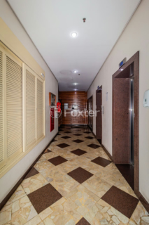 Image 8 - 851498