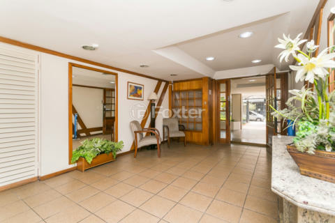Image 48 - 1020474