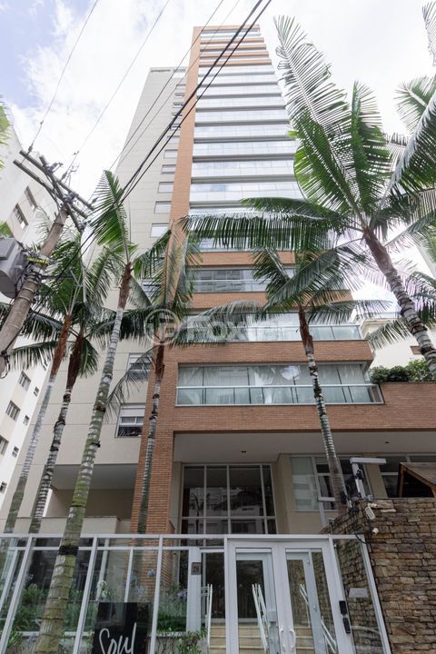 Image 33 - 961826