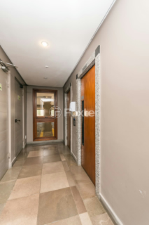 Image 34 - 889664