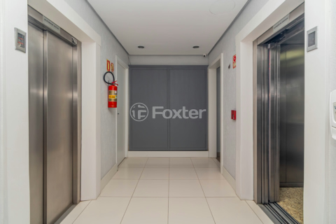Image 43 - 879012