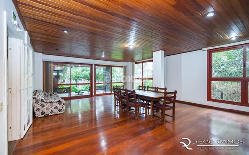 Image 38 - 1017780
