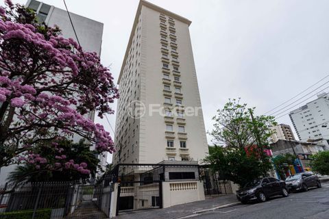 Image 15 - 1027377