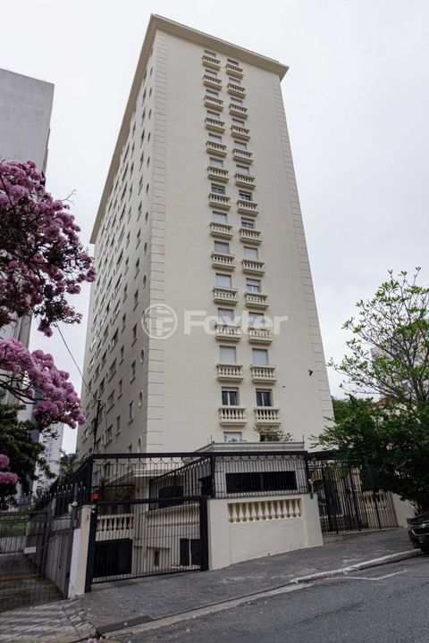 Image 30 - 1027377