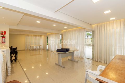 Image 19 - 1027377