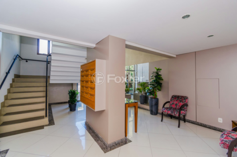 Image 4 - 1017457