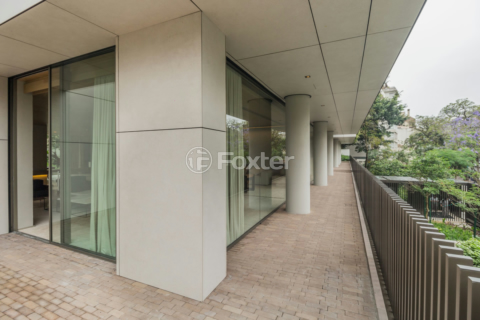 Image 87 - 205528