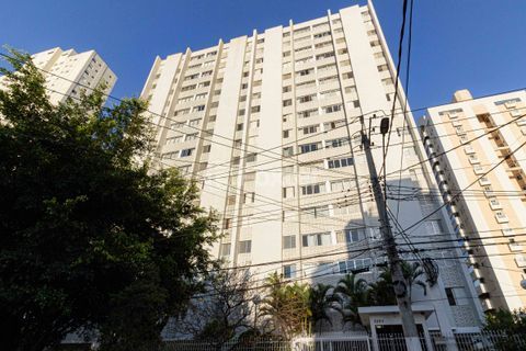 Image 32 - 939342