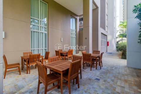 Image 82 - 953715
