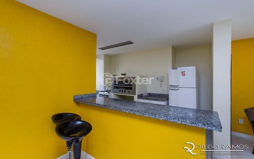 Image 23 - 608954