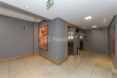 Image 37 - 1014517