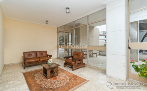 Image 44 - 749371