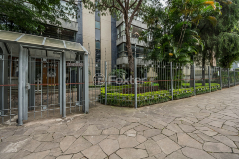 Image 72 - 299852