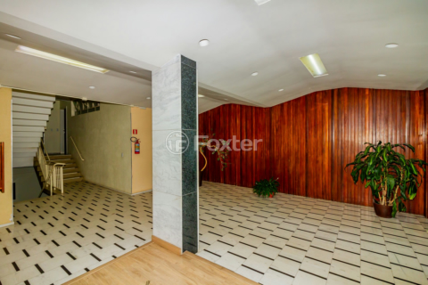 Image 43 - 979442