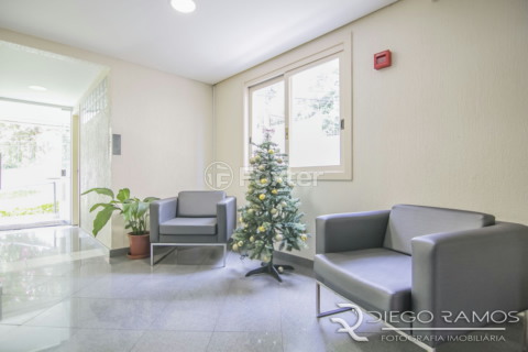 Image 18 - 214389