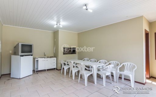 Image 37 - 987394