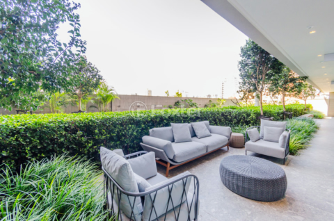 Image 39 - 999031