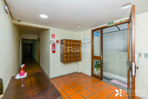 Image 7 - 991648