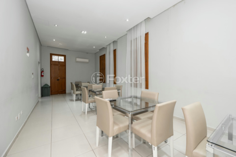 Image 37 - 1006676