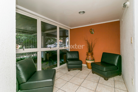 Image 34 - 220600