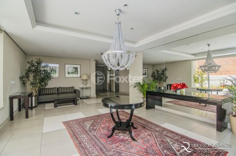 Image 40 - 1014051