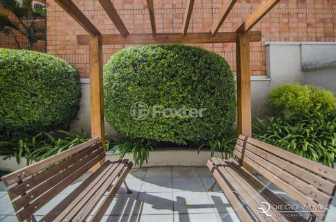 Image 28 - 1014051