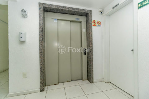 Image 71 - 985982