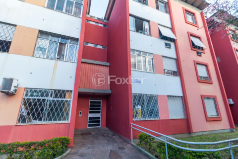 Image 32 - 748921