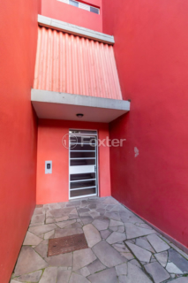 Image 35 - 748921