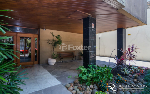 Image 47 - 956630