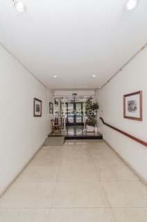 Image 32 - 914611