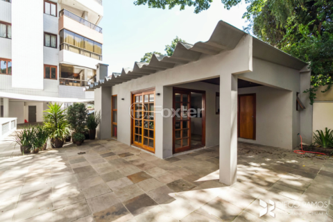 Image 34 - 973602