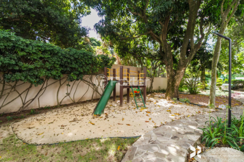 Image 32 - 973602