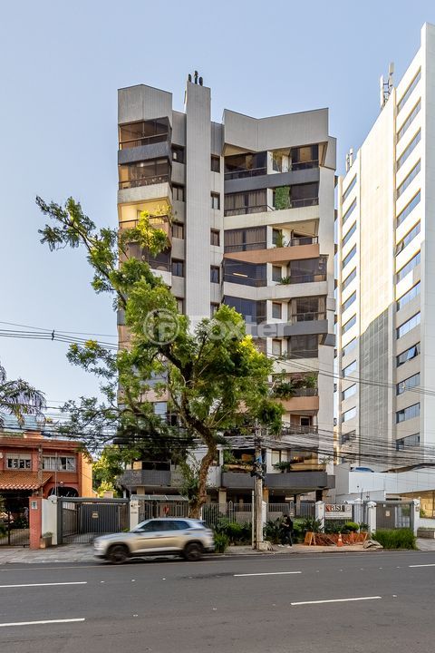 Image 62 - 973602