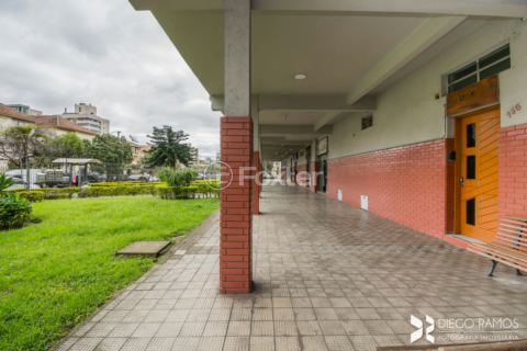 Image 36 - 250748