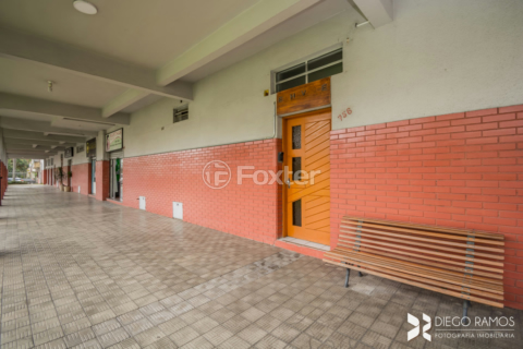 Image 38 - 250748