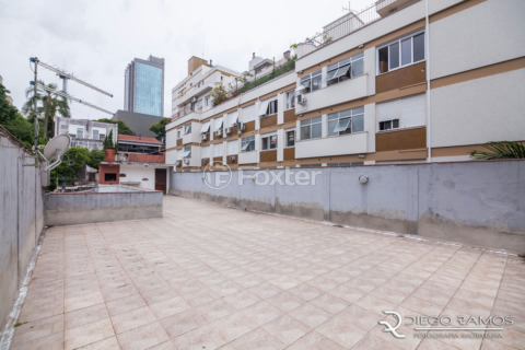 Image 33 - 373434