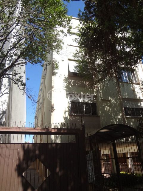 Image 25 - 1009834