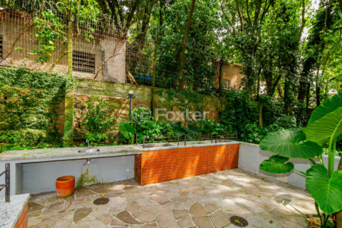 Image 50 - 985569