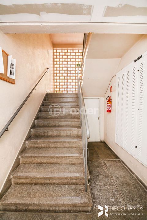 Image 3 - 1017503
