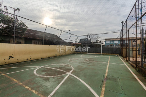 Image 42 - 1017663