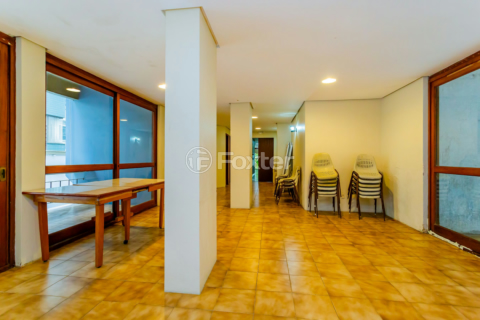 Image 33 - 1035191