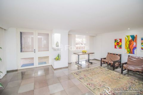 Image 21 - 225110