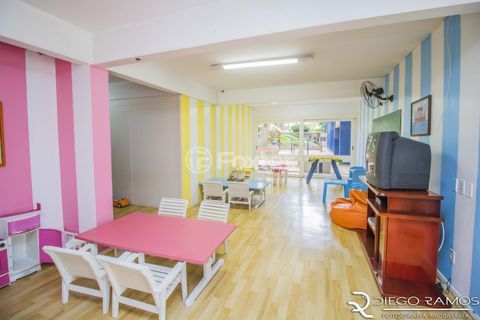 Image 32 - 225110